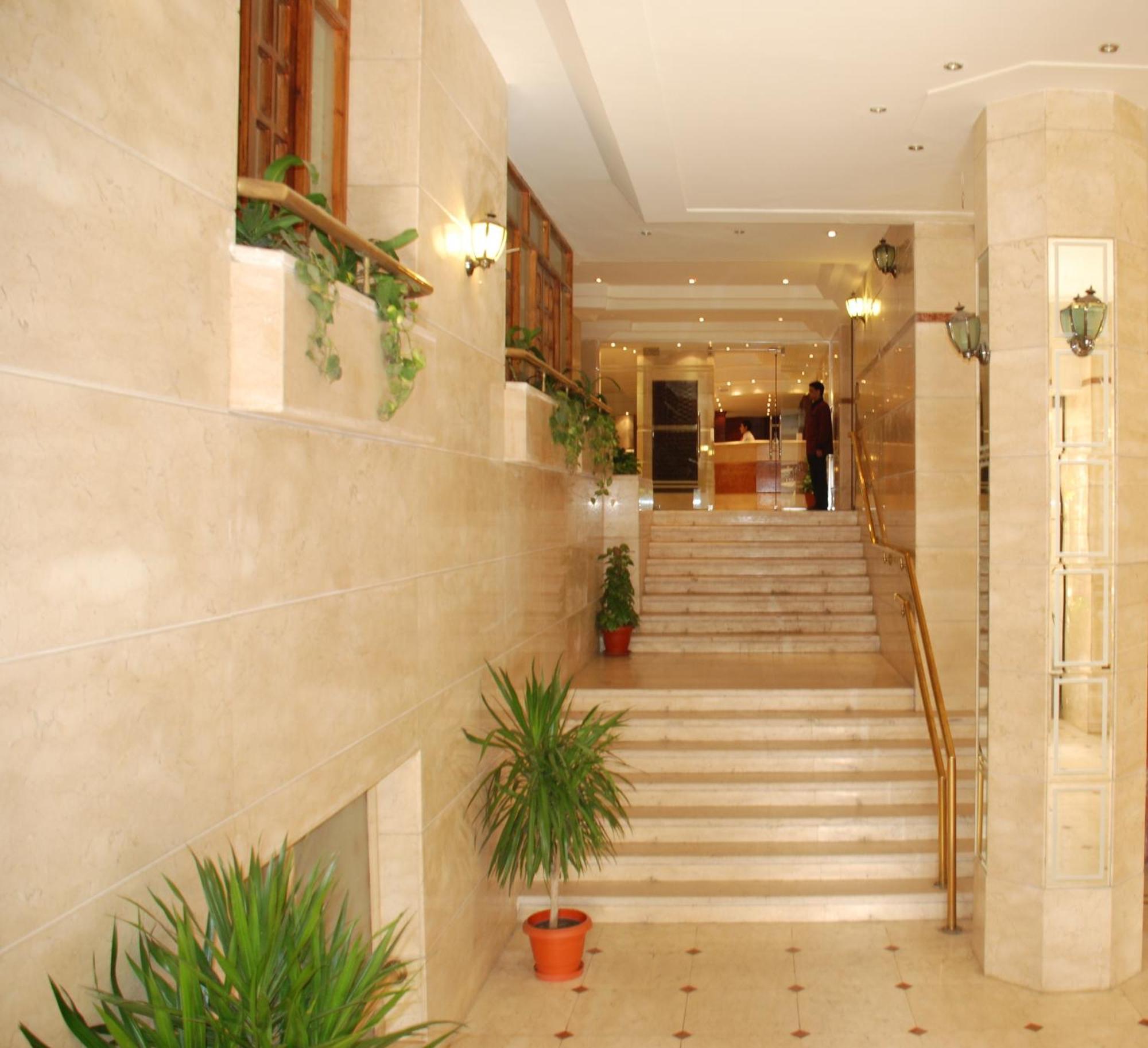 Aura Inn Hotel Cairo Giza Екстер'єр фото