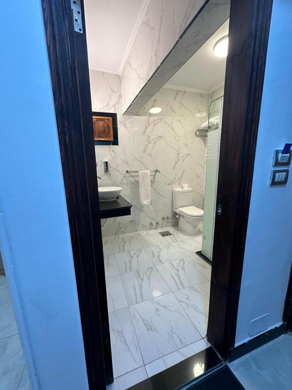 Aura Inn Hotel Cairo Giza Екстер'єр фото